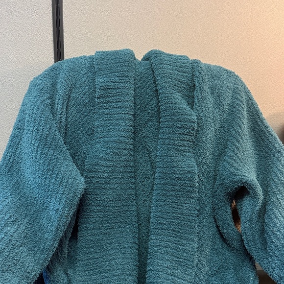 Barefoot Dreams teal Green Cozy Cardigan. - Picture 2 of 5